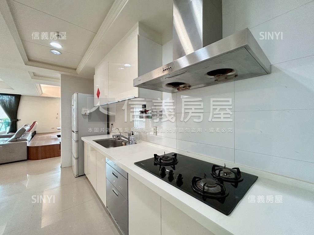 德鑫御品朝西南樹海美宅房屋室內格局與周邊環境