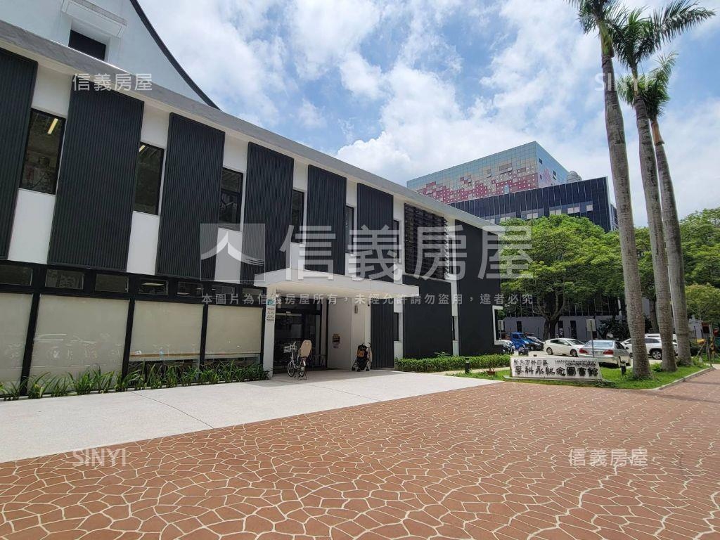 潤鴻日麗高樓平面車位房屋室內格局與周邊環境