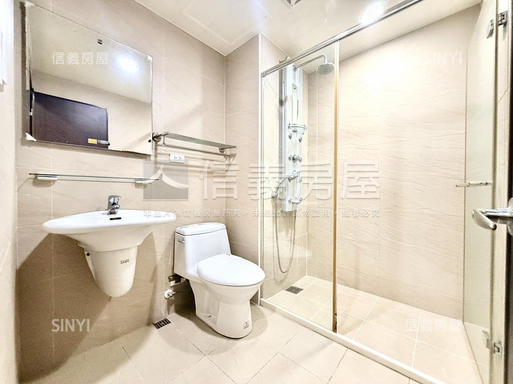 【圓閣】方正兩房＋車位房屋室內格局與周邊環境