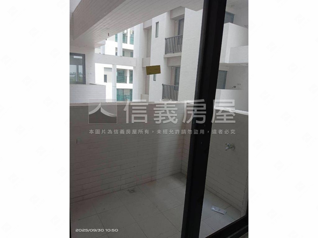 日初莊園－景觀兩房平車Ａ房屋室內格局與周邊環境