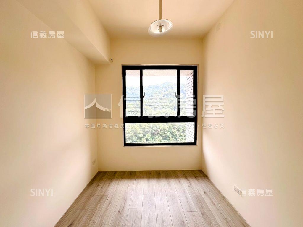 全新和耀美居３房車位房屋室內格局與周邊環境