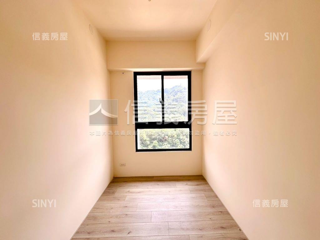 全新和耀美居３房車位房屋室內格局與周邊環境