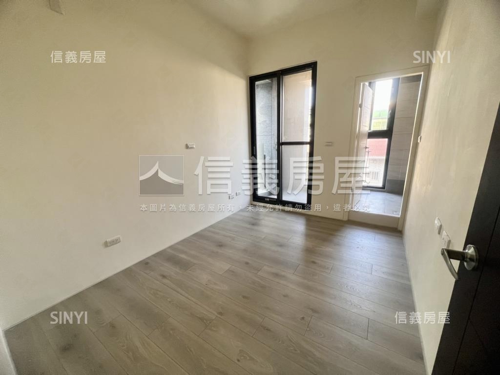竹北全新臨路邊間電梯透天房屋室內格局與周邊環境