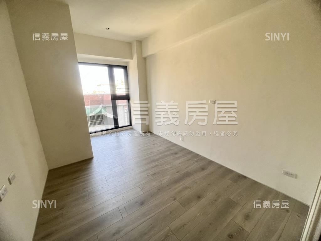 竹北全新臨路邊間電梯透天房屋室內格局與周邊環境