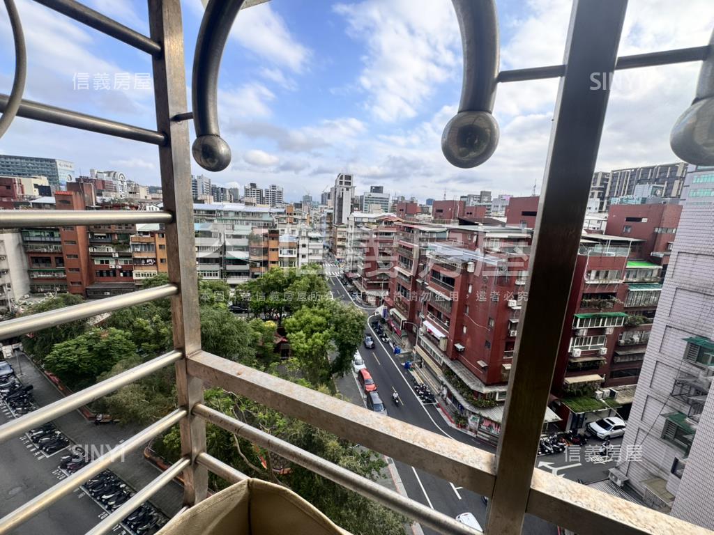 國泰格局面公園松江路大樓房屋室內格局與周邊環境