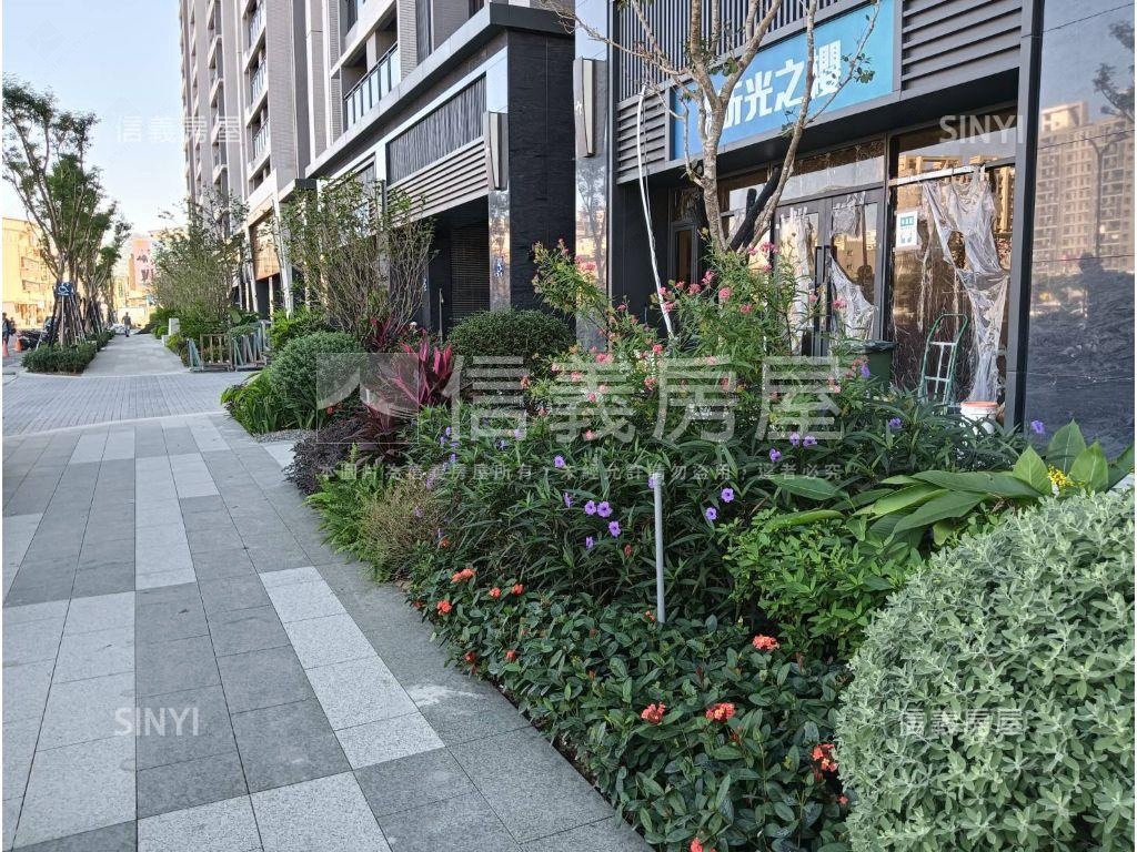 昕光之櫻樹海三房平車房屋室內格局與周邊環境