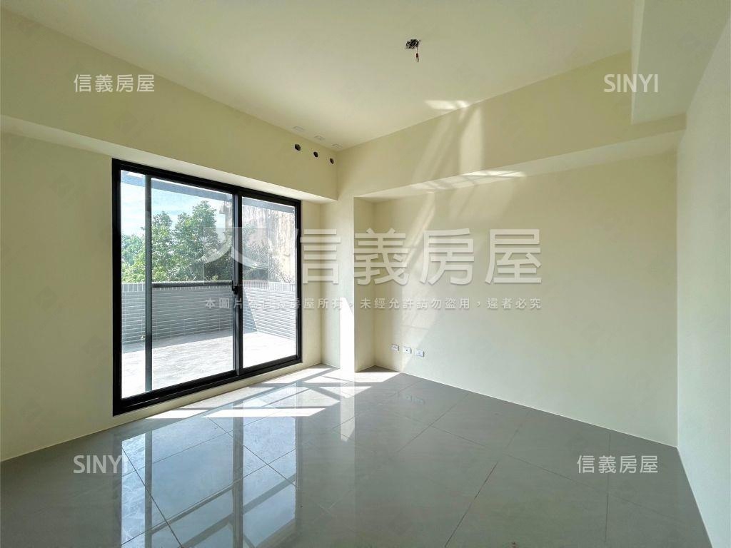 全新交屋稀有露臺戶房屋室內格局與周邊環境