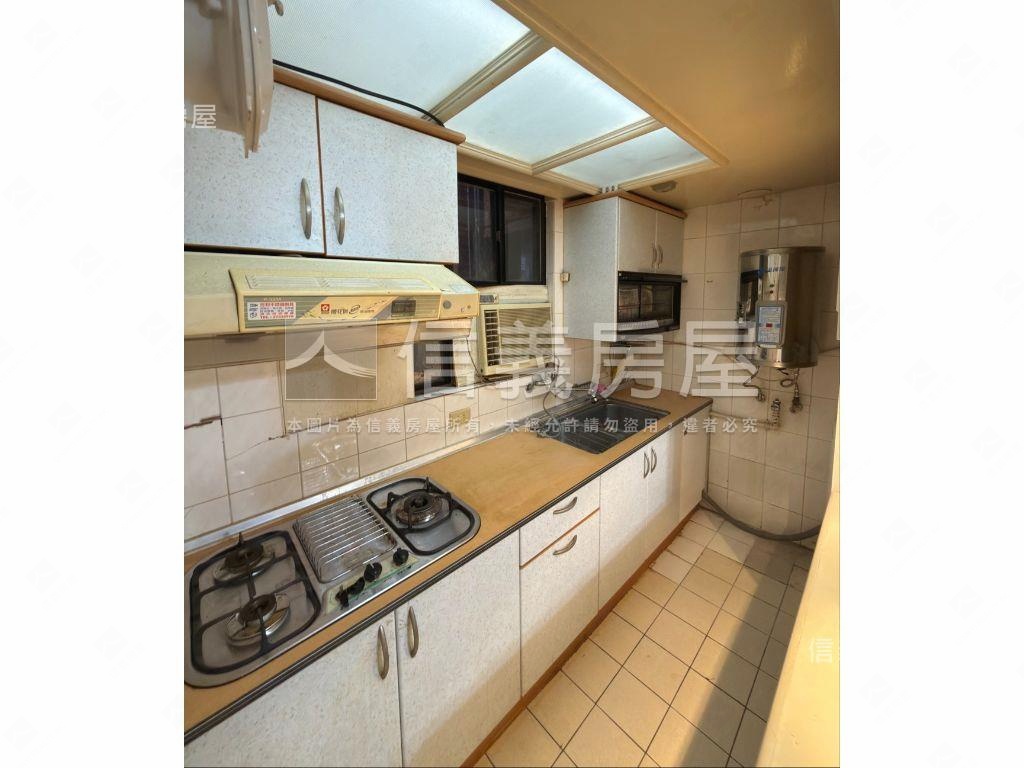 敦南首都近捷運精品套房房屋室內格局與周邊環境