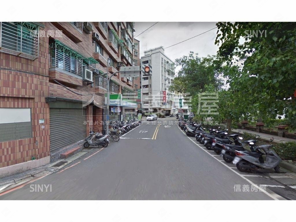 近車站公寓三樓房屋室內格局與周邊環境