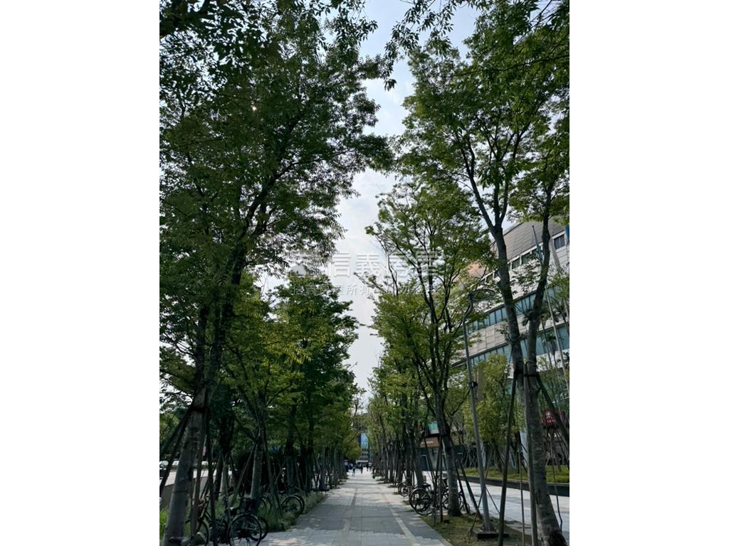 預售仁愛玉璽次高樓Ｂ戶房屋室內格局與周邊環境