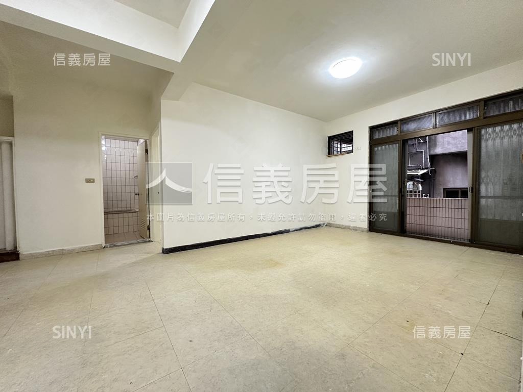 螢橋國小便利一樓房屋室內格局與周邊環境