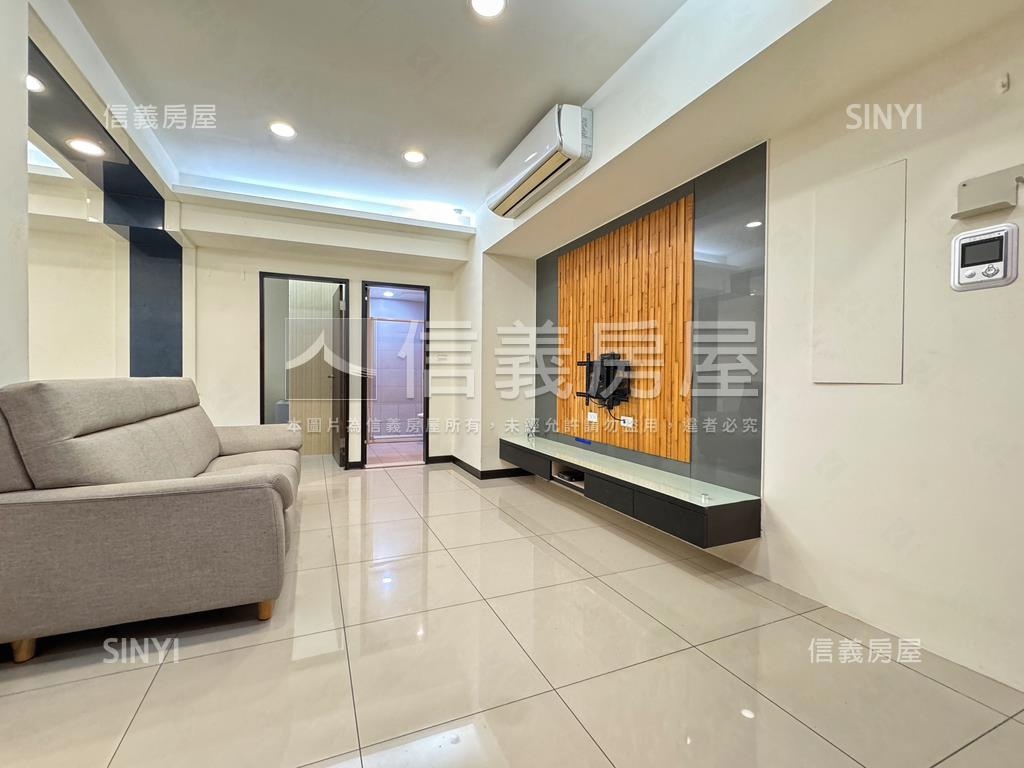 專任法國四季高樓兩房車房屋室內格局與周邊環境