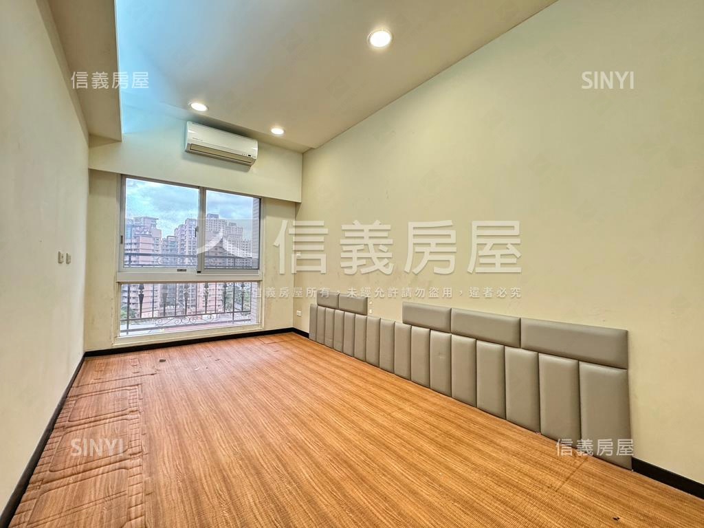 專任法國四季高樓兩房車房屋室內格局與周邊環境