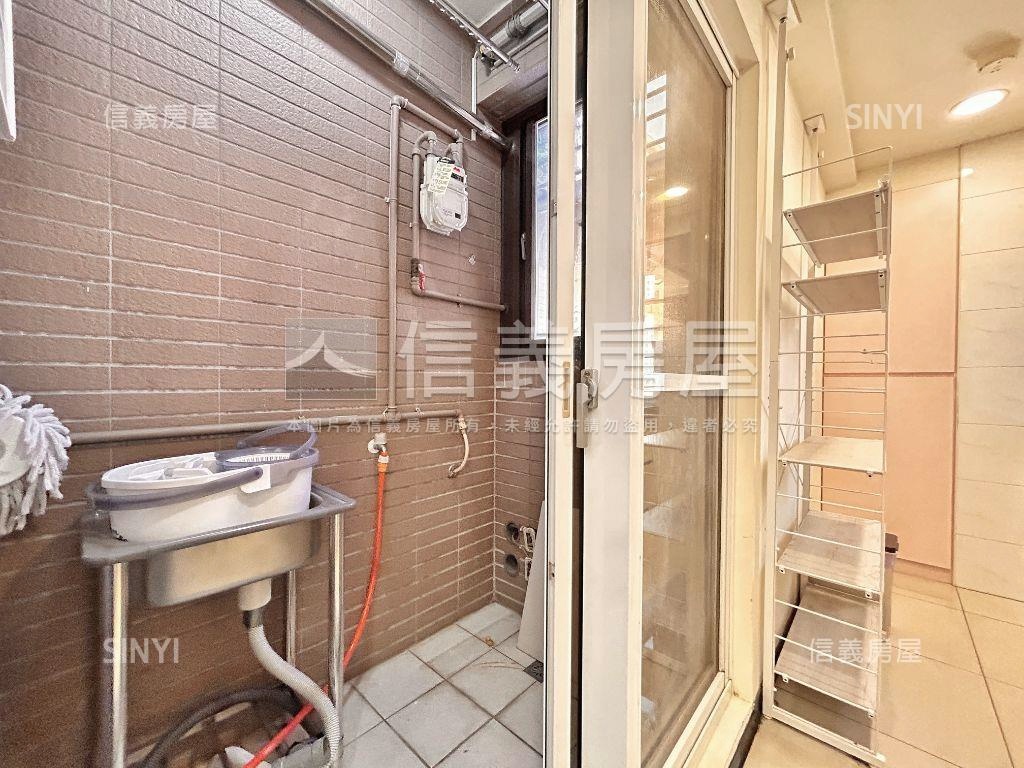 Ａ９專任法國四季房屋室內格局與周邊環境