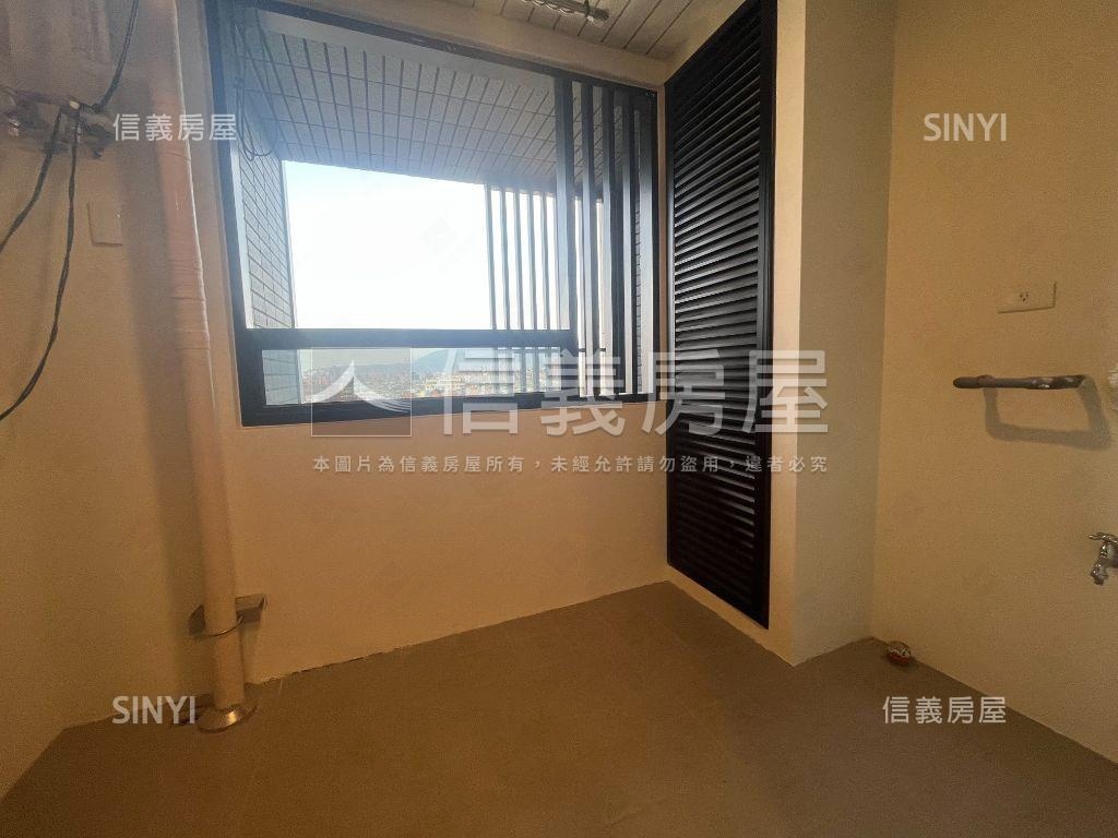 亞昕淳白高樓景觀三房車位房屋室內格局與周邊環境