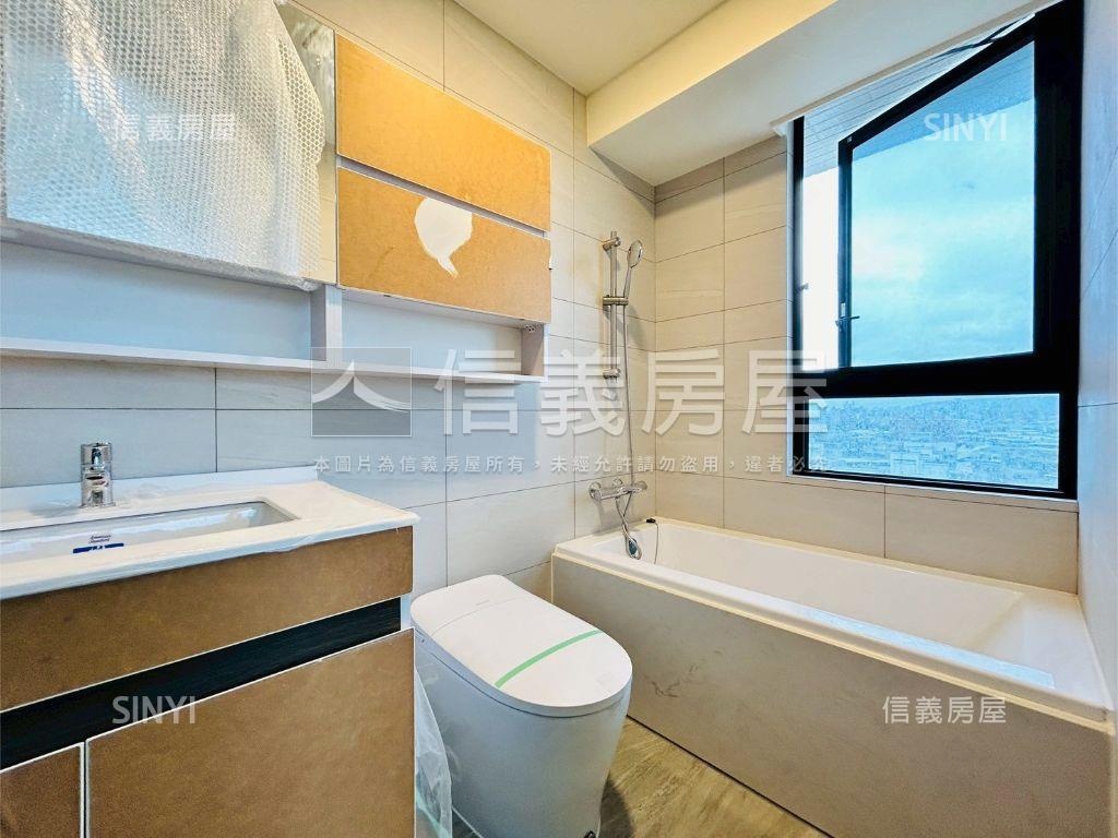 亞昕淳白高樓景觀三房車位房屋室內格局與周邊環境