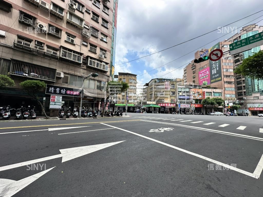 永樂晶華稀有景觀二房房屋室內格局與周邊環境