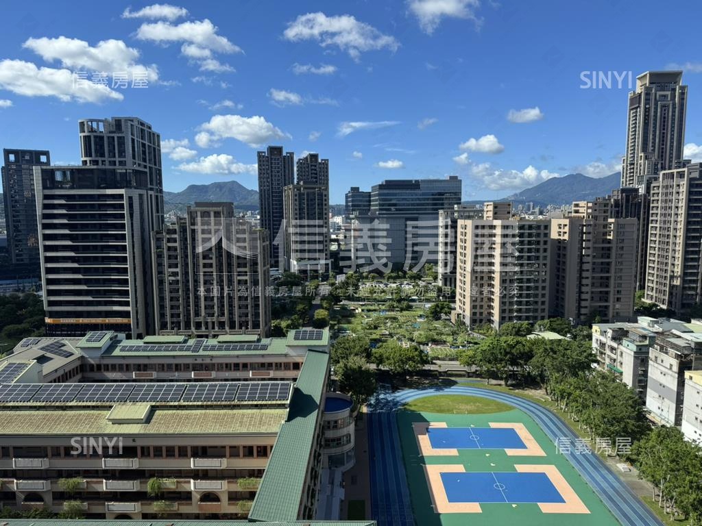 冠德風尚面學校三房房屋室內格局與周邊環境