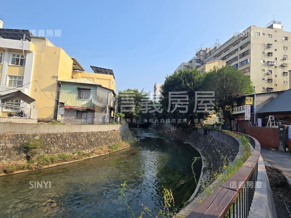 富宇德川Ａ棟５樓房屋室內格局與周邊環境