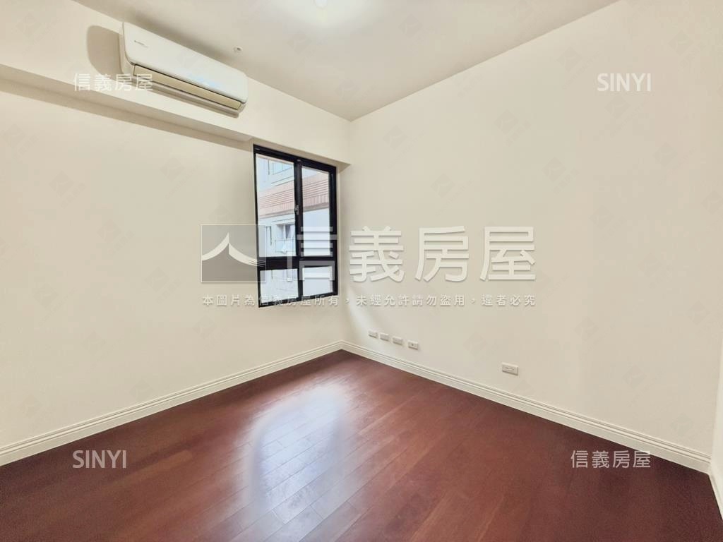 德鑫御璽超美大四房房屋室內格局與周邊環境