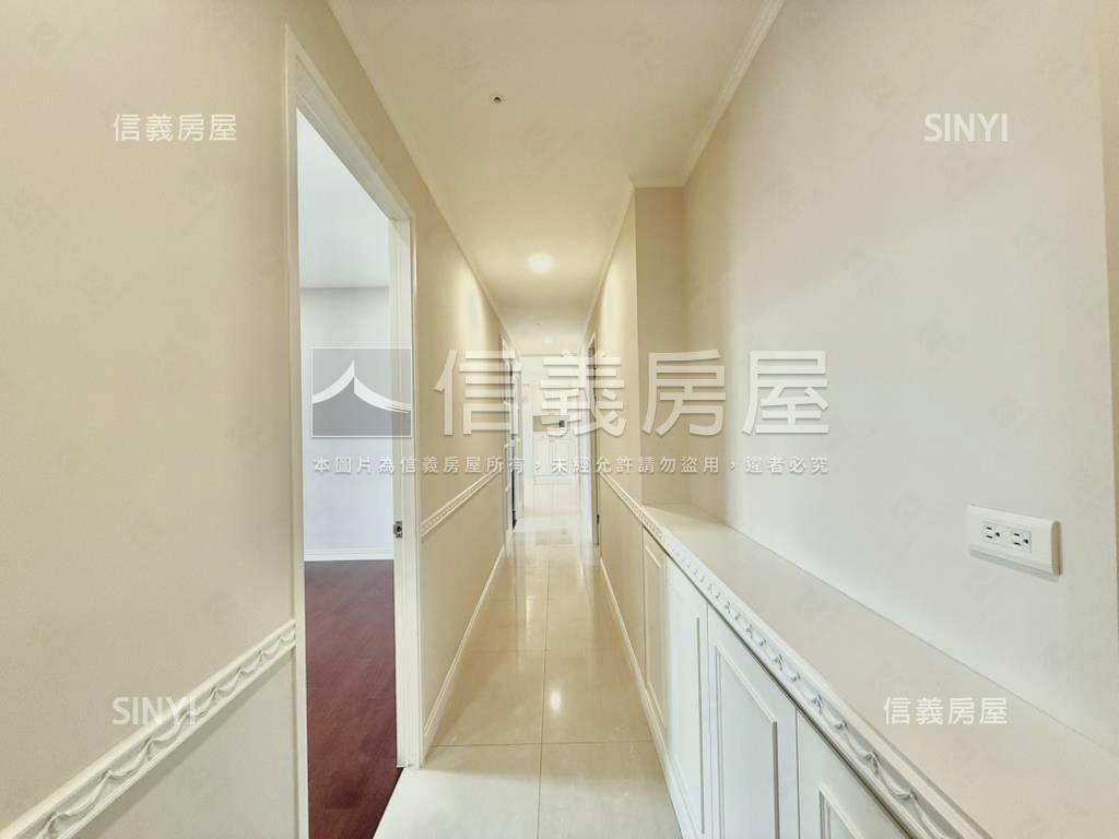 德鑫御璽超美大四房房屋室內格局與周邊環境