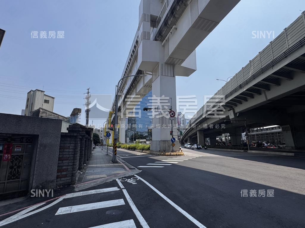 中和百坪土地透天廠辦房屋室內格局與周邊環境