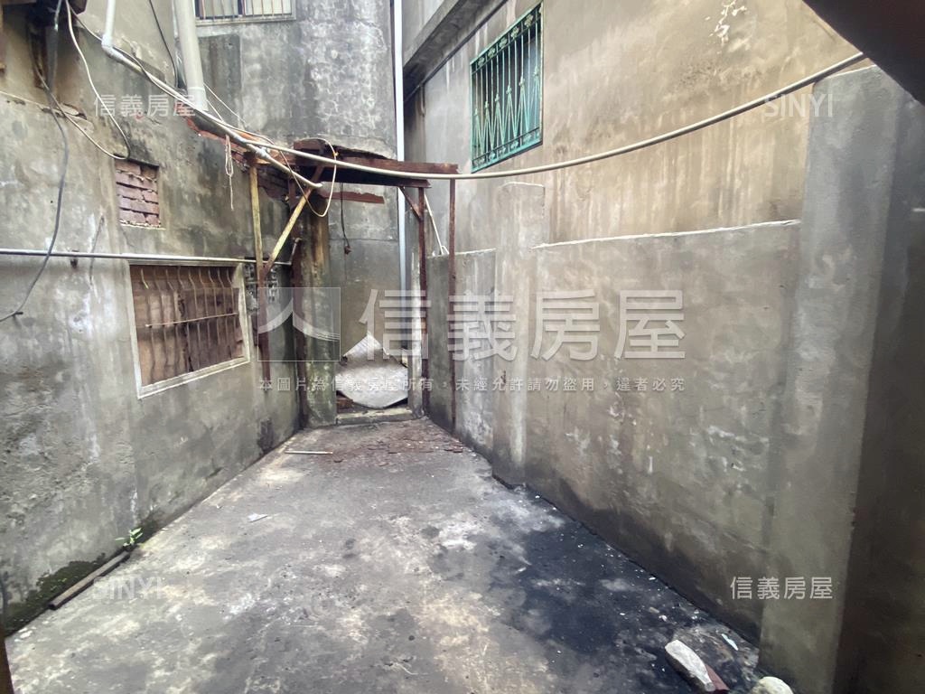 近麥當勞大地坪透天房屋室內格局與周邊環境
