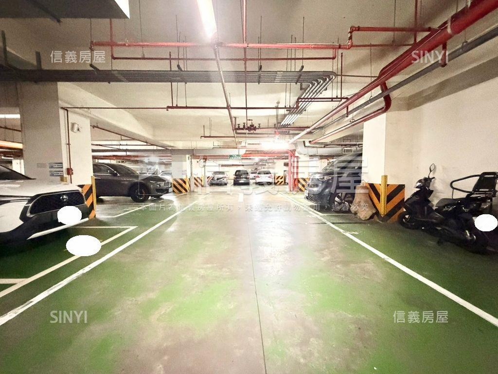 典雅安居３房坡平車位房屋室內格局與周邊環境