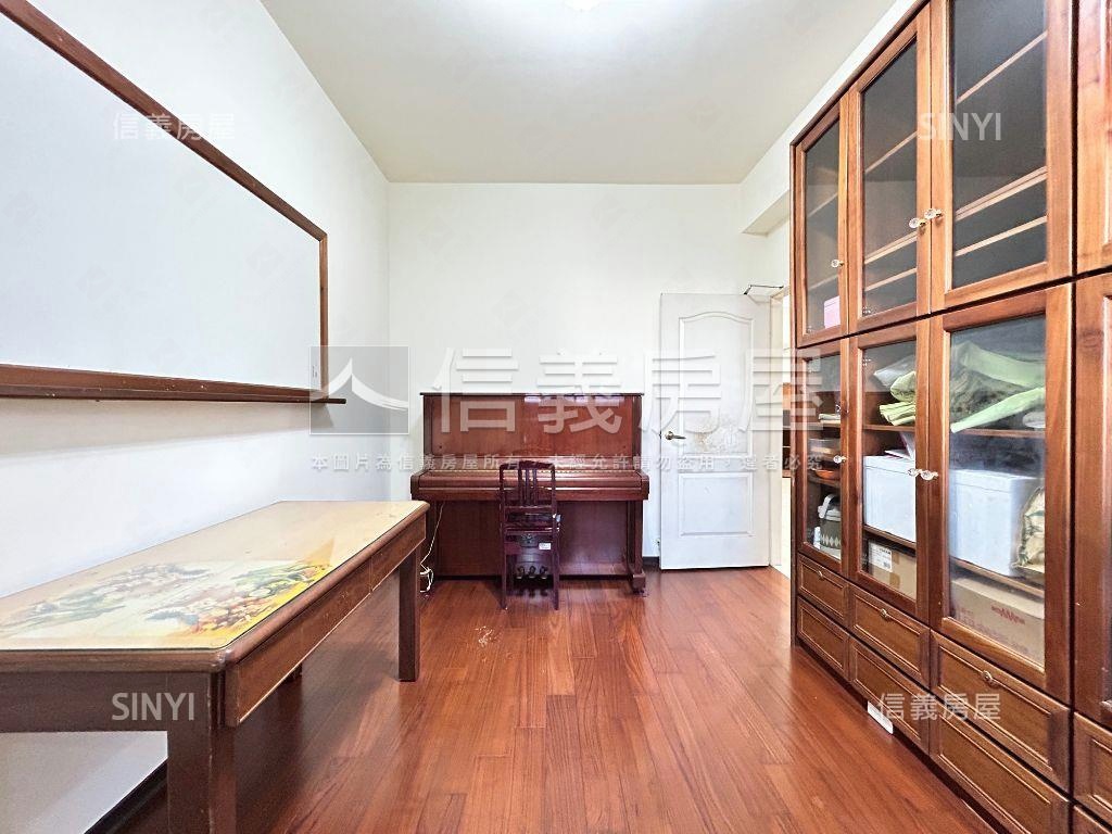 大河文明西區震後４房平車房屋室內格局與周邊環境