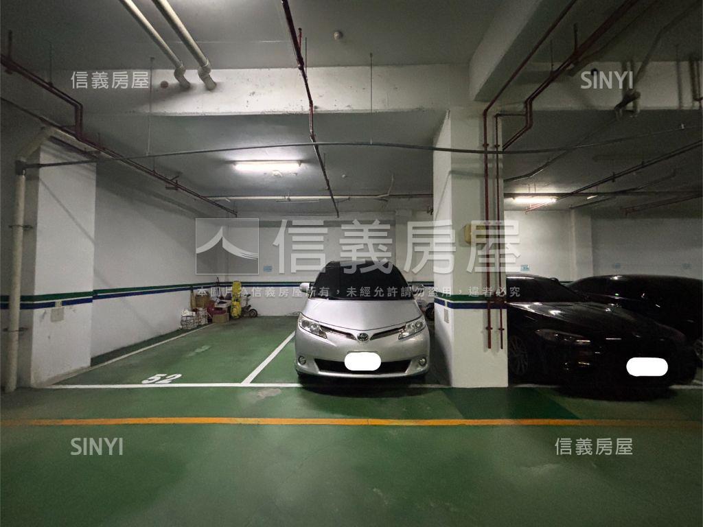 五期指標社區４房平車房屋室內格局與周邊環境