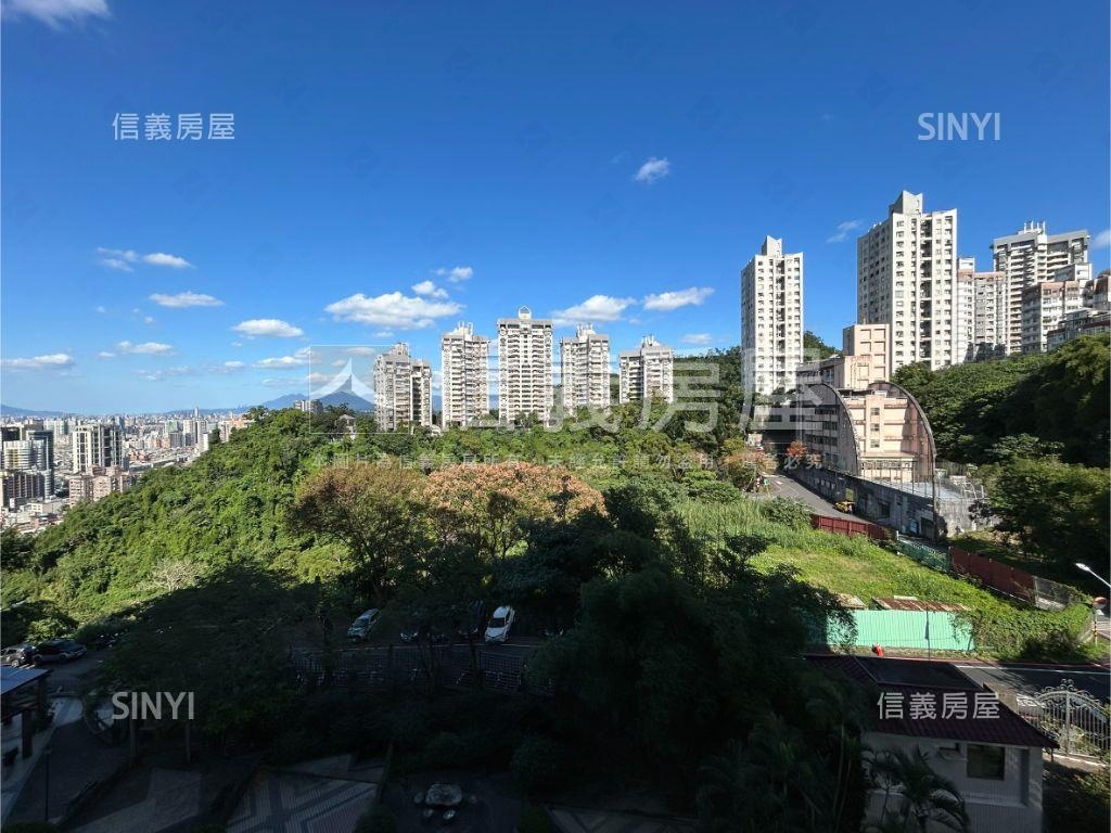 涵煙翠景觀三房車位房屋室內格局與周邊環境