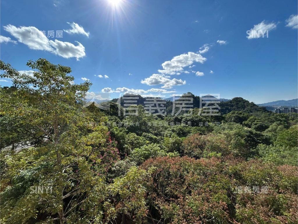 涵煙翠景觀三房車位房屋室內格局與周邊環境