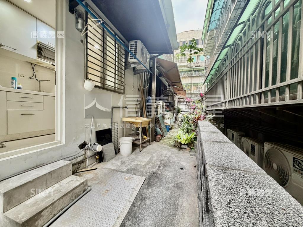 日式湯屋三房庭園房屋室內格局與周邊環境