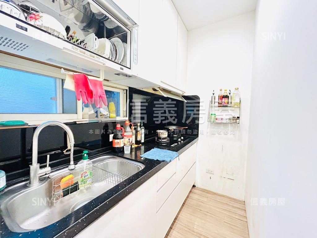一層一戶，三面採光美寓房屋室內格局與周邊環境
