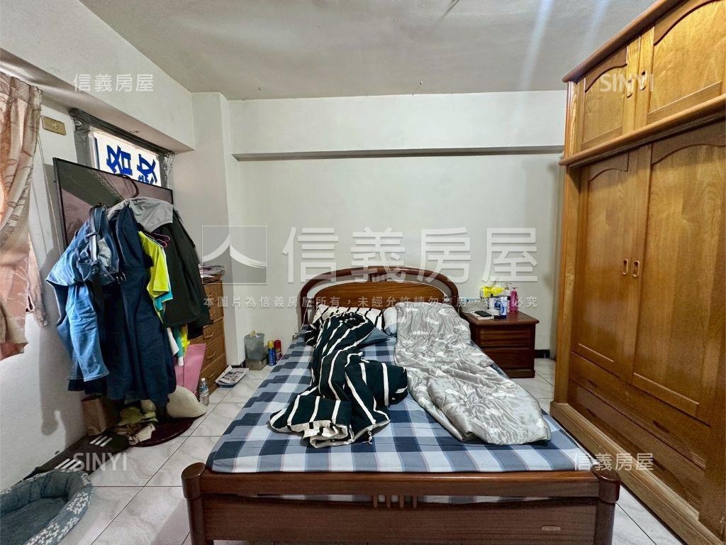近佳瑪幸福都心四房車位房屋室內格局與周邊環境