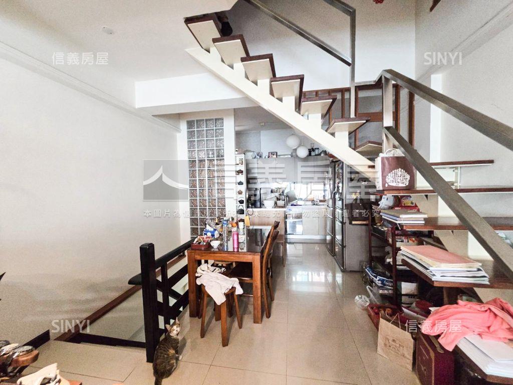 藝境雙戶珍藏雙透店房屋室內格局與周邊環境