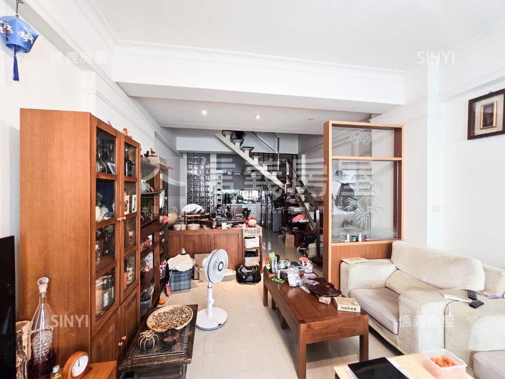 藝境雙戶珍藏雙透店房屋室內格局與周邊環境