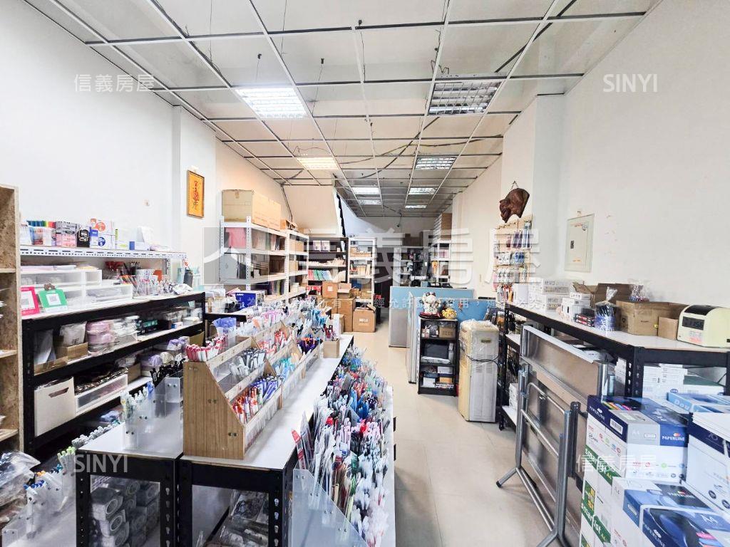 藝境雙戶珍藏雙透店房屋室內格局與周邊環境