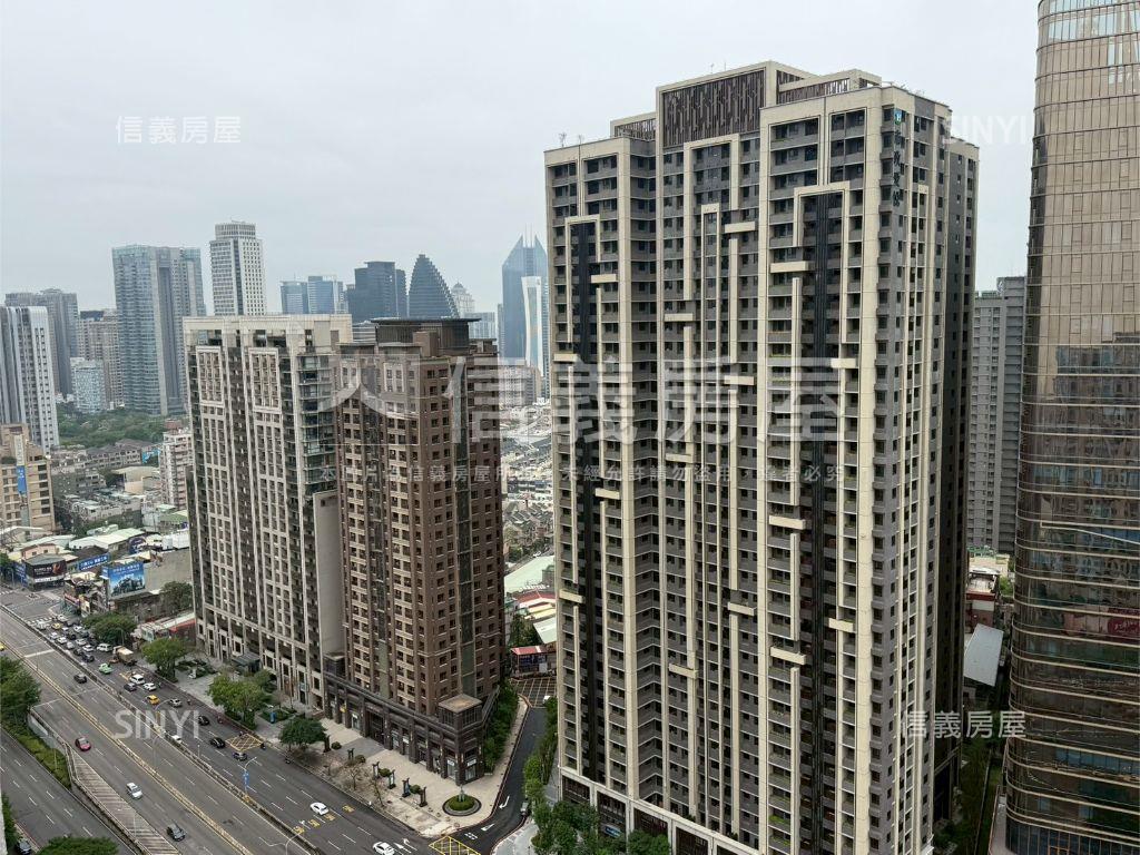 十二期臻愛後棟三房帝王戶房屋室內格局與周邊環境