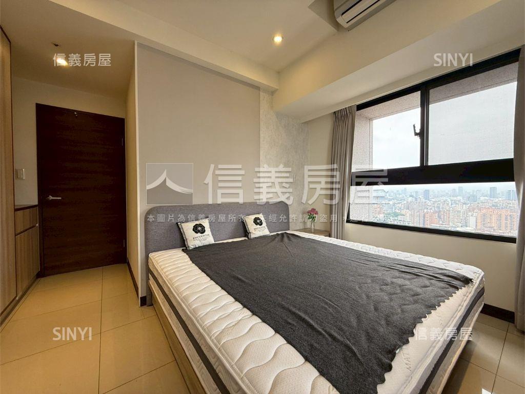 十二期臻愛後棟三房帝王戶房屋室內格局與周邊環境