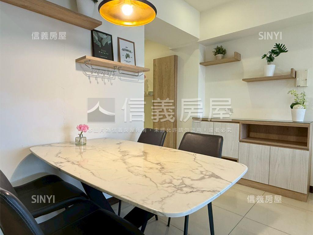 十二期臻愛後棟三房帝王戶房屋室內格局與周邊環境