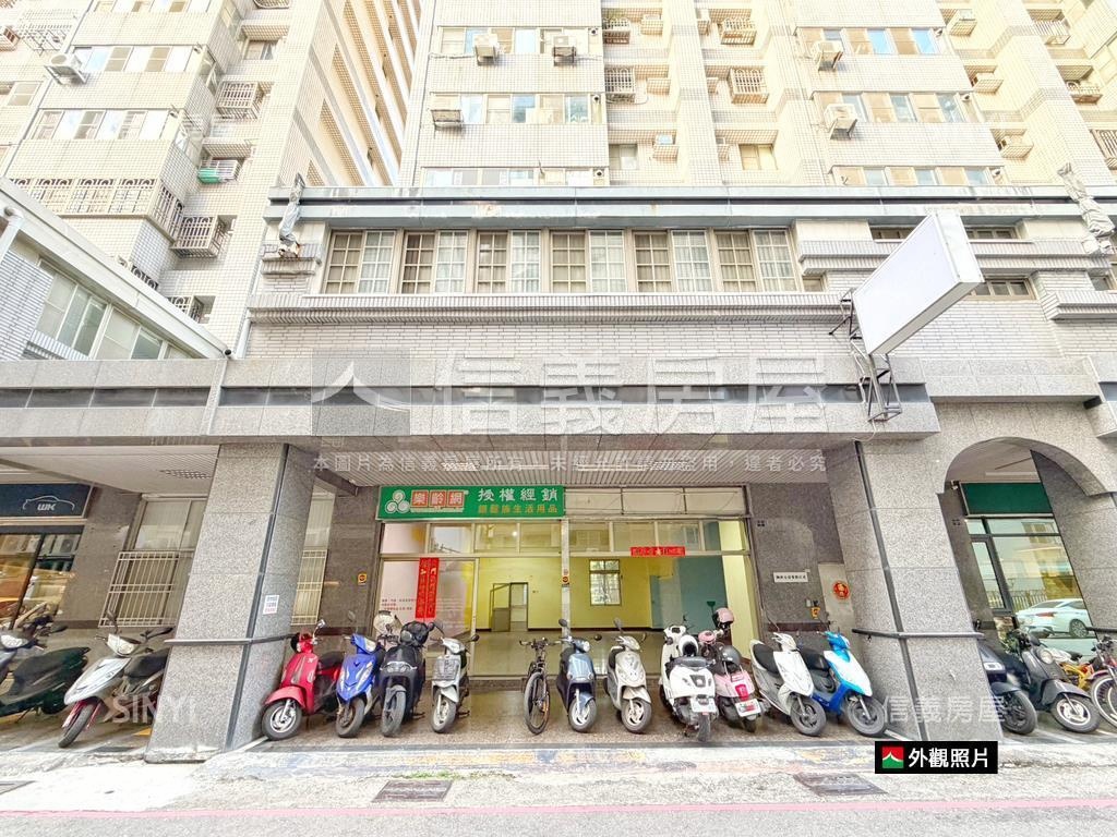 河堤【無住字樣】面寬店面房屋室內格局與周邊環境