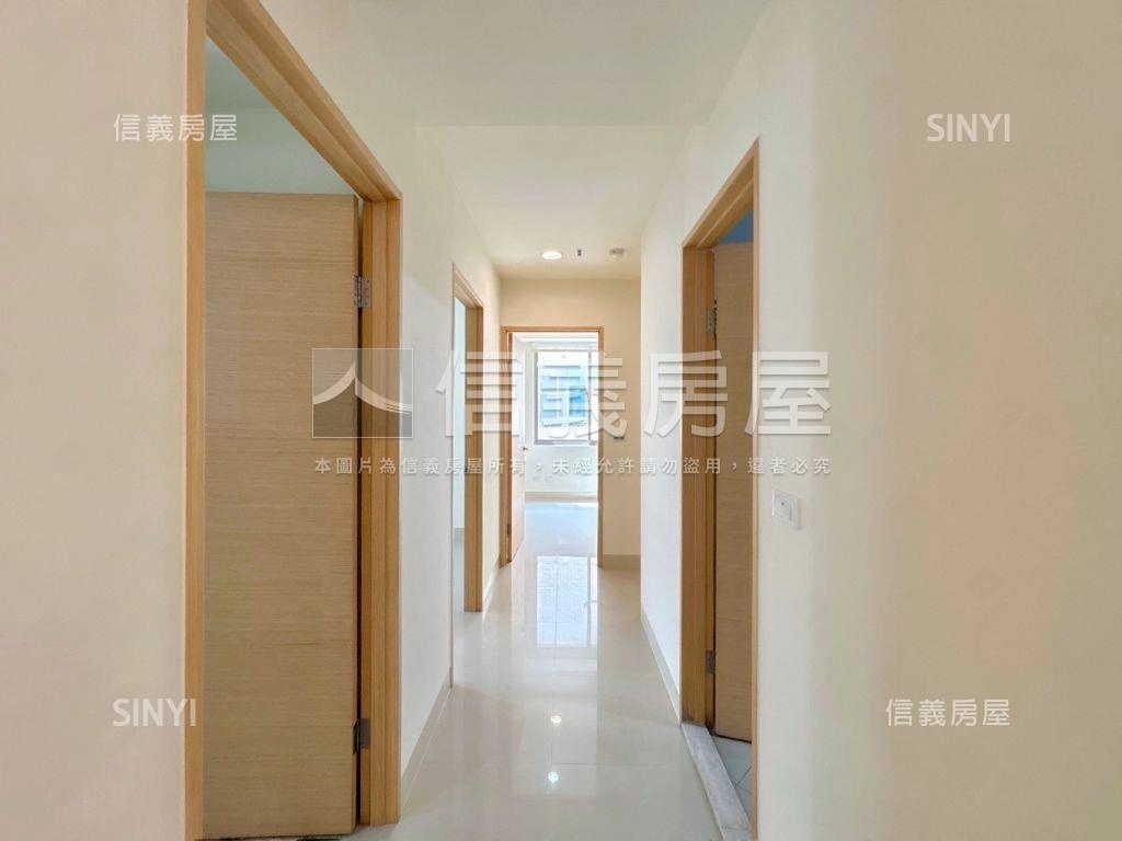 啟奧邦城四房房屋室內格局與周邊環境