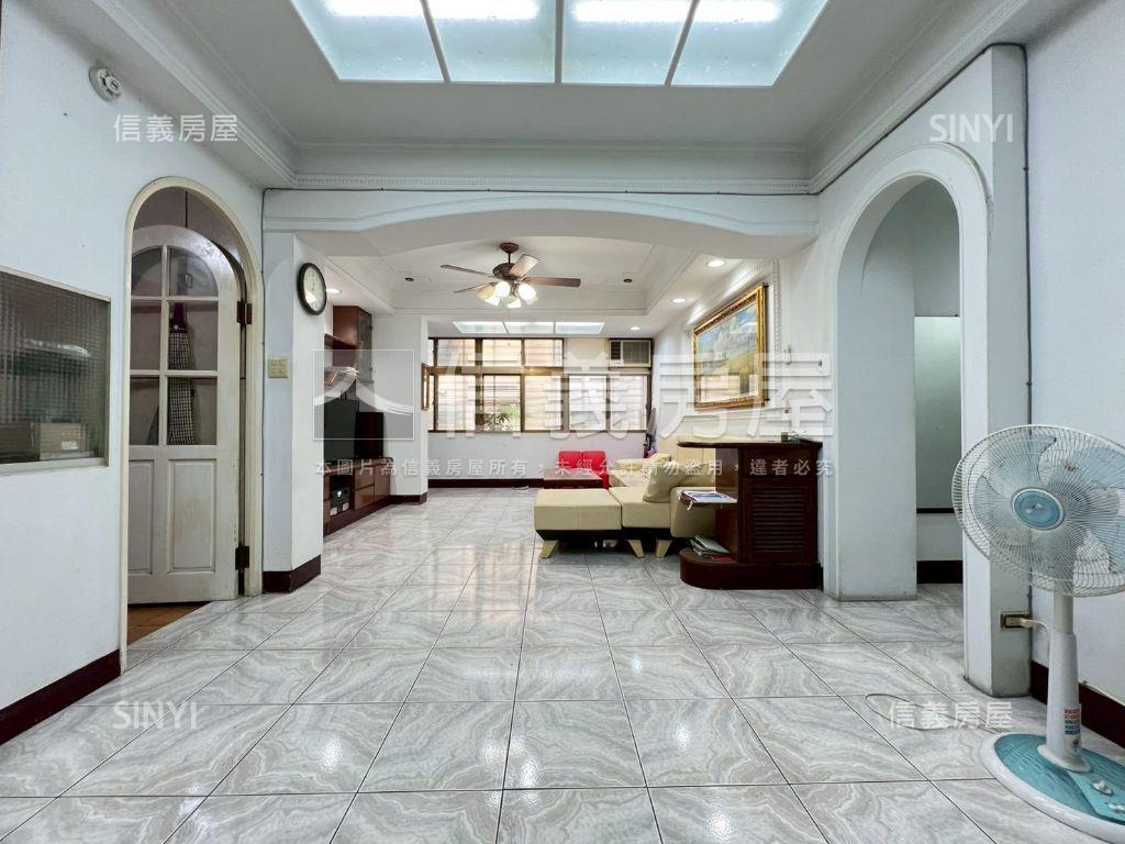 蘆洲大４房公寓房屋室內格局與周邊環境