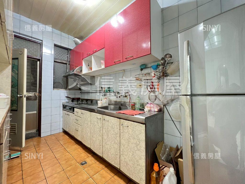 蘆洲大４房公寓房屋室內格局與周邊環境