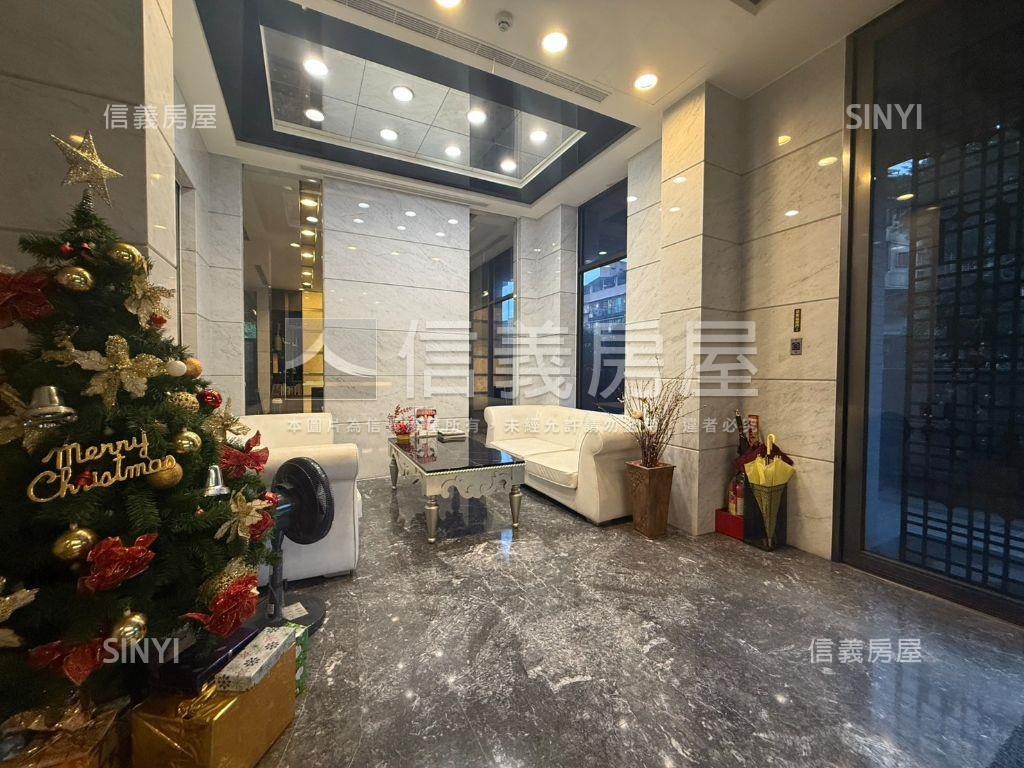 極上學質感兩房車房屋室內格局與周邊環境