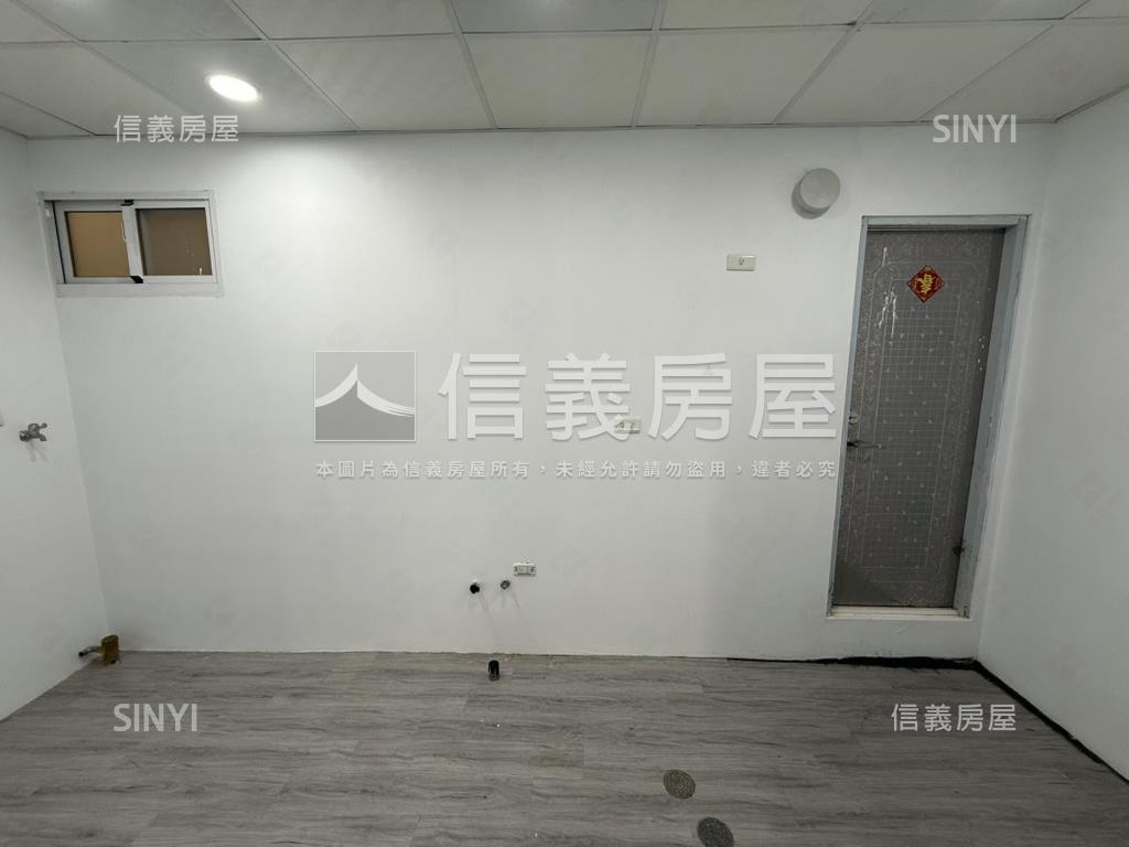 近科工館正路騎樓店住房屋室內格局與周邊環境