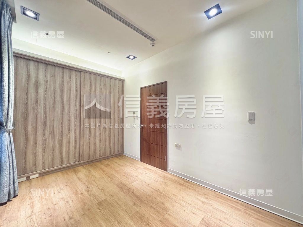 赫里翁傳奇。大兩房平車位房屋室內格局與周邊環境