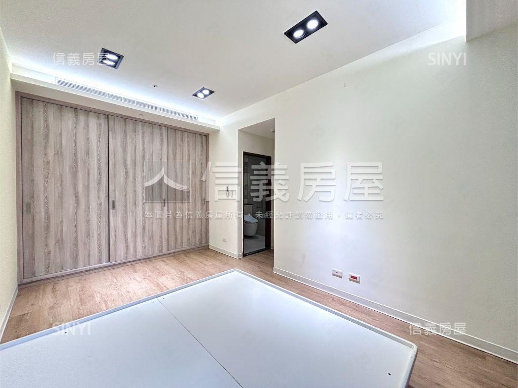 赫里翁傳奇。大兩房平車位房屋室內格局與周邊環境