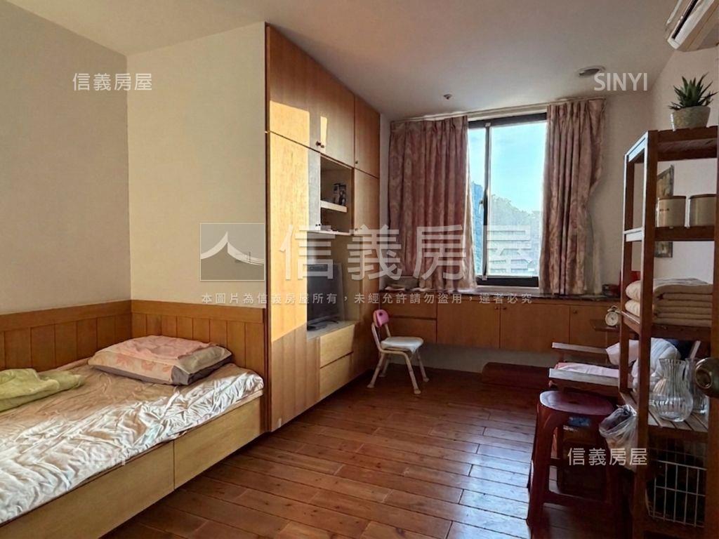 皇翔馥裔高樓美景４房房屋室內格局與周邊環境